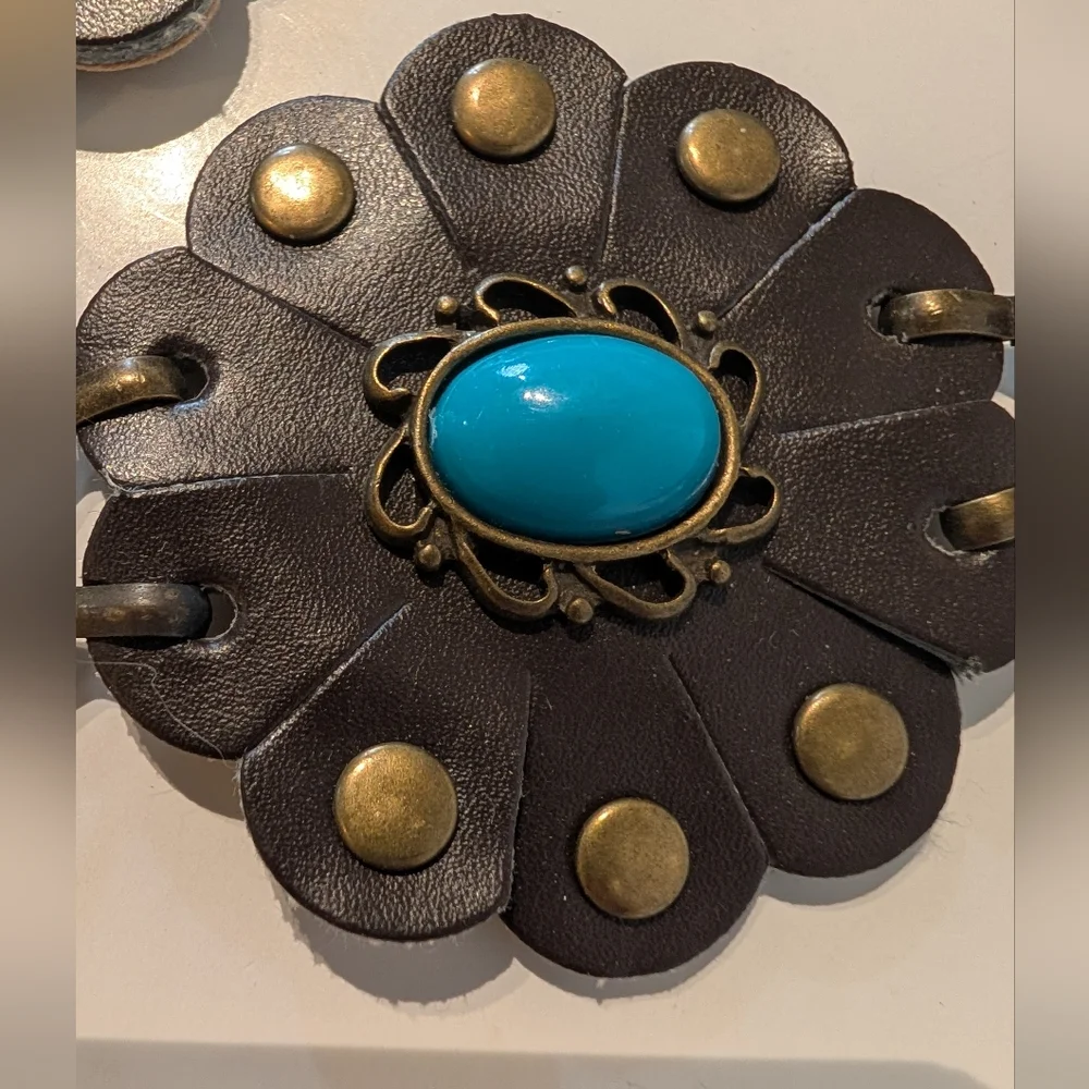 Western Belt Faux Turquoise Chain Belt,‎ leather Flower.
